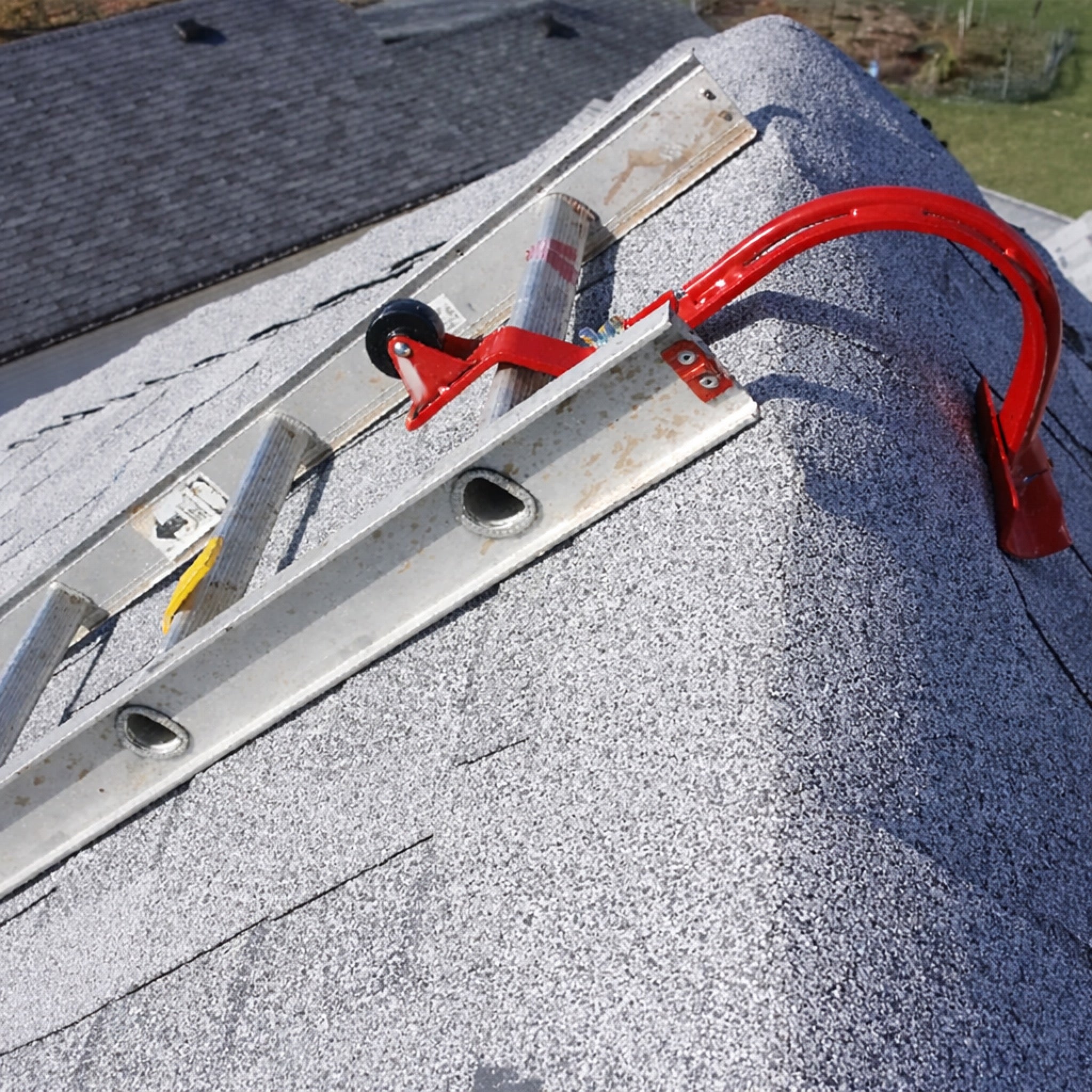 Ladder Hook w/ Swivel Wheel - Roof & Ridge Hook